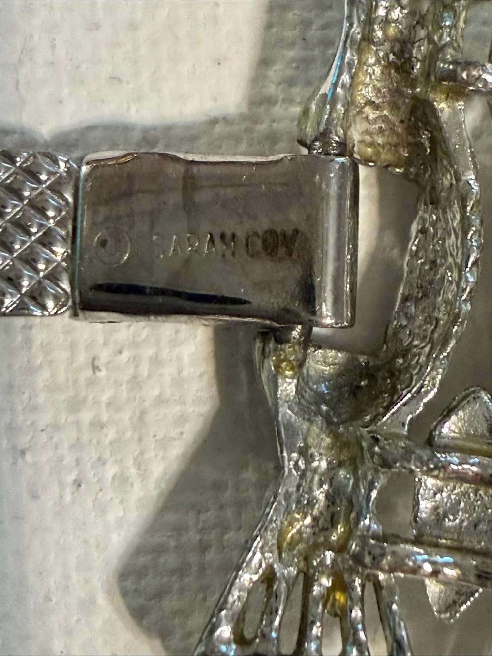 VTG 1974 Sarah Coventry Simply Elegant Silver Pineapple Wide Link Bracelet